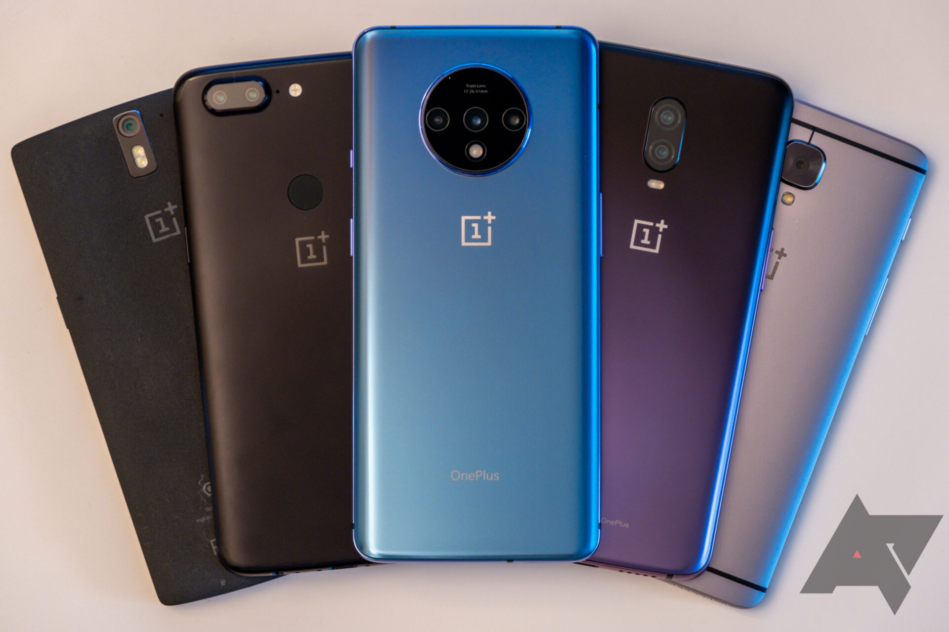 Brand | OnePlus Phones - Because We Must “Never Settle” - The Brand Hopper