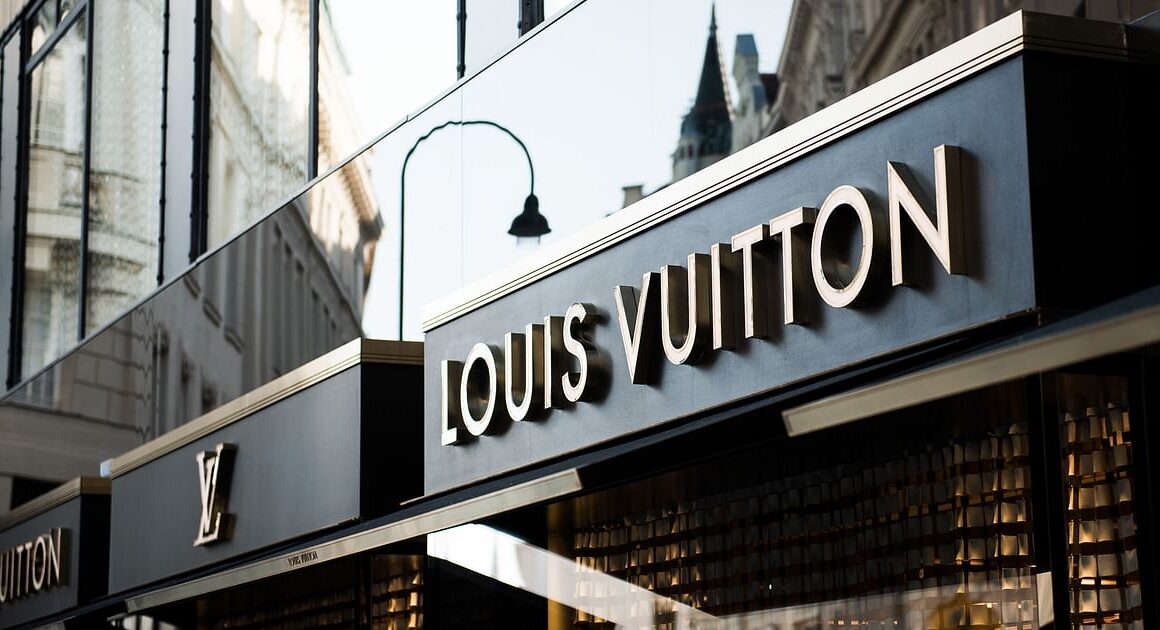 Brand | Louis Vuitton- Success Factors Of The Top Luxury Brand
