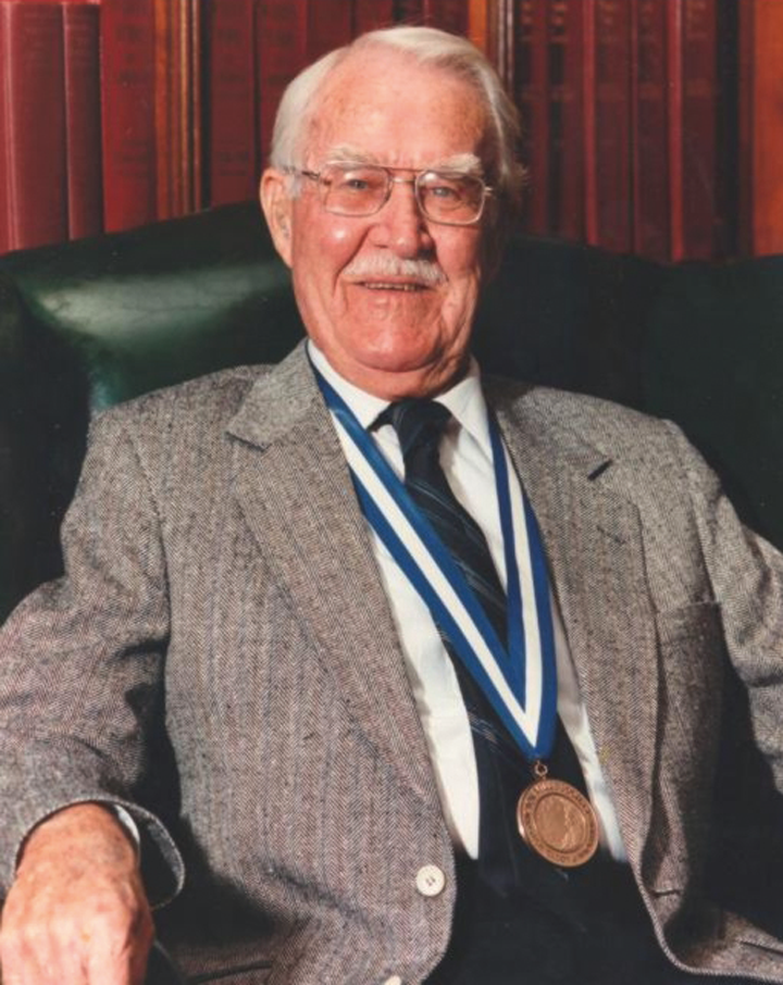 Victor Mills