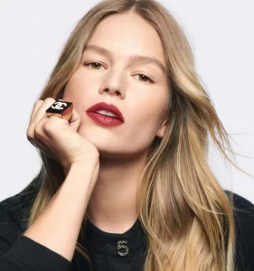 Rouge Allure lipstick | The Brand Hopper