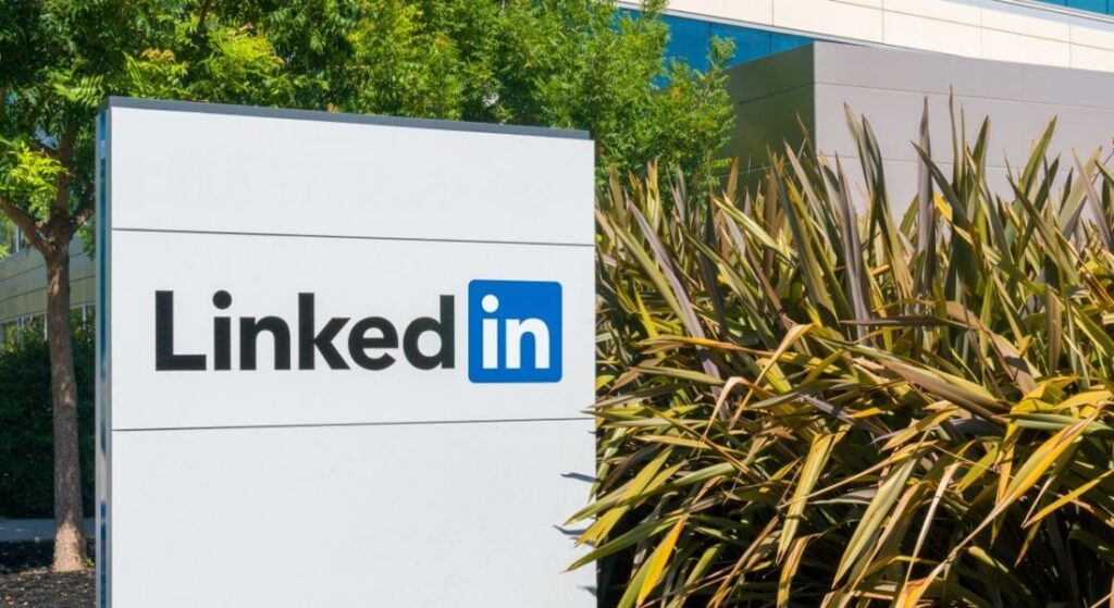 LinkedIn revenue streams | the brand hopper