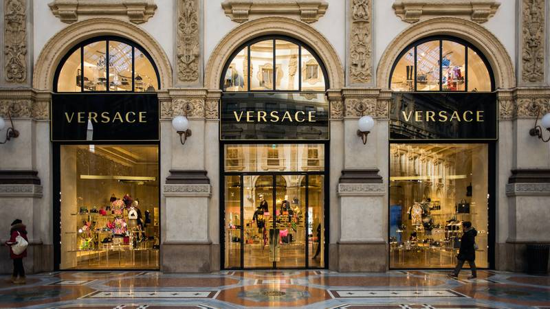 Versace Marketing Strategies | The Brand Hopper