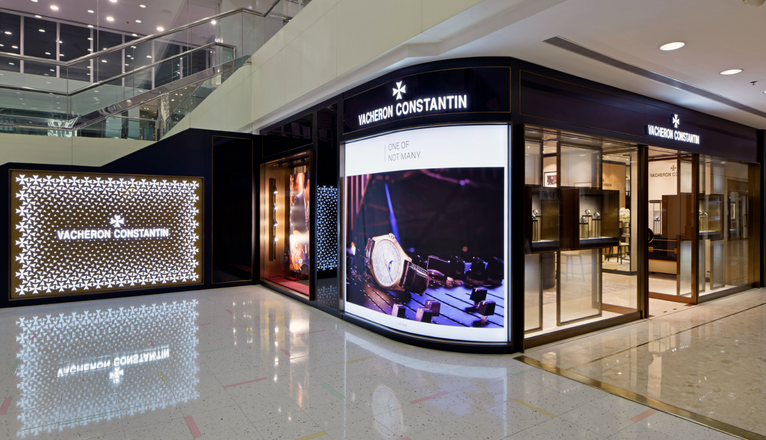 Crafting Luxury: Vacheron Constantin Marketing Strategies & Mix