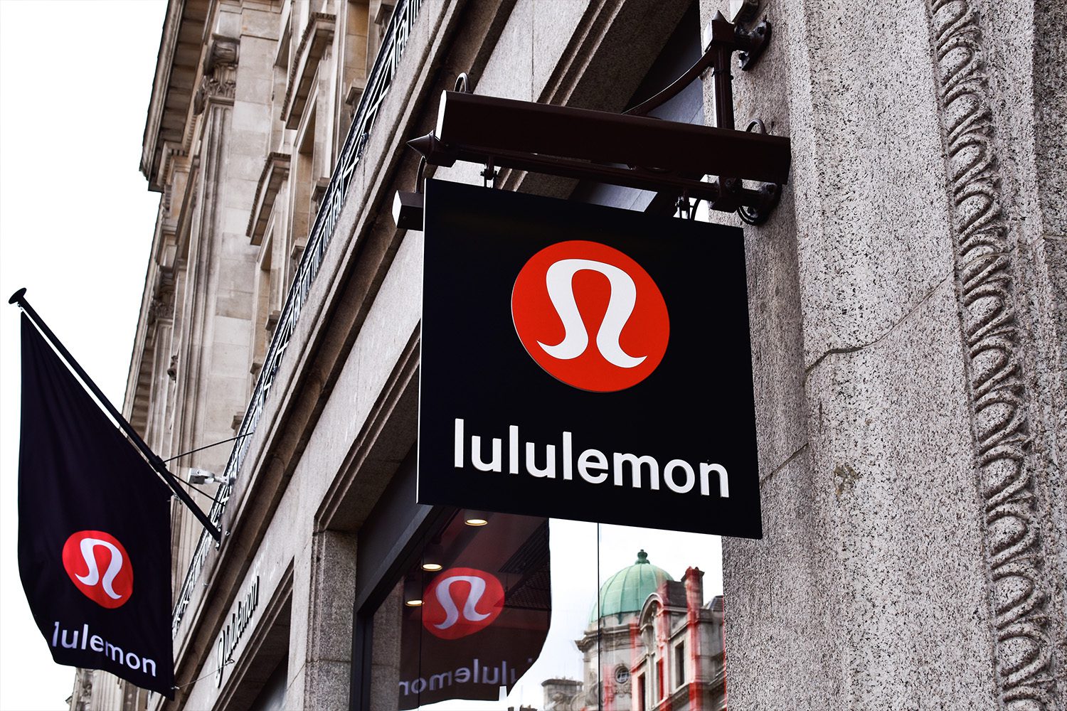 Lululemon Moderates New Store Plans and Costs Rise and Growth