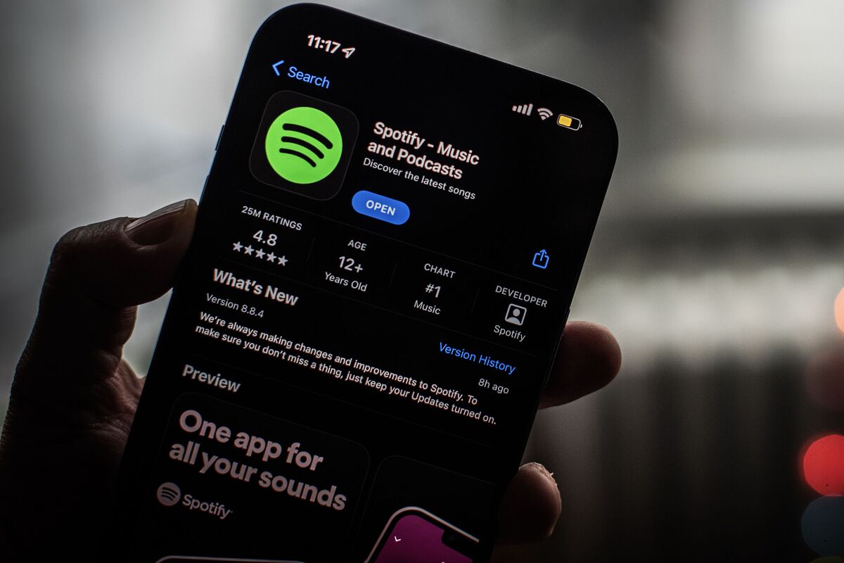 How Spotify's Viral Charts Work
