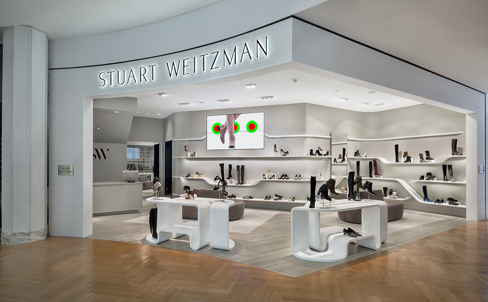 Marketing Strategies and Marketing Mix of Stuart Weitzman