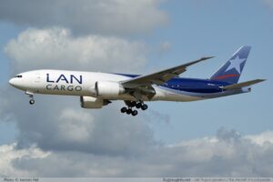 LAN Boeing 777F