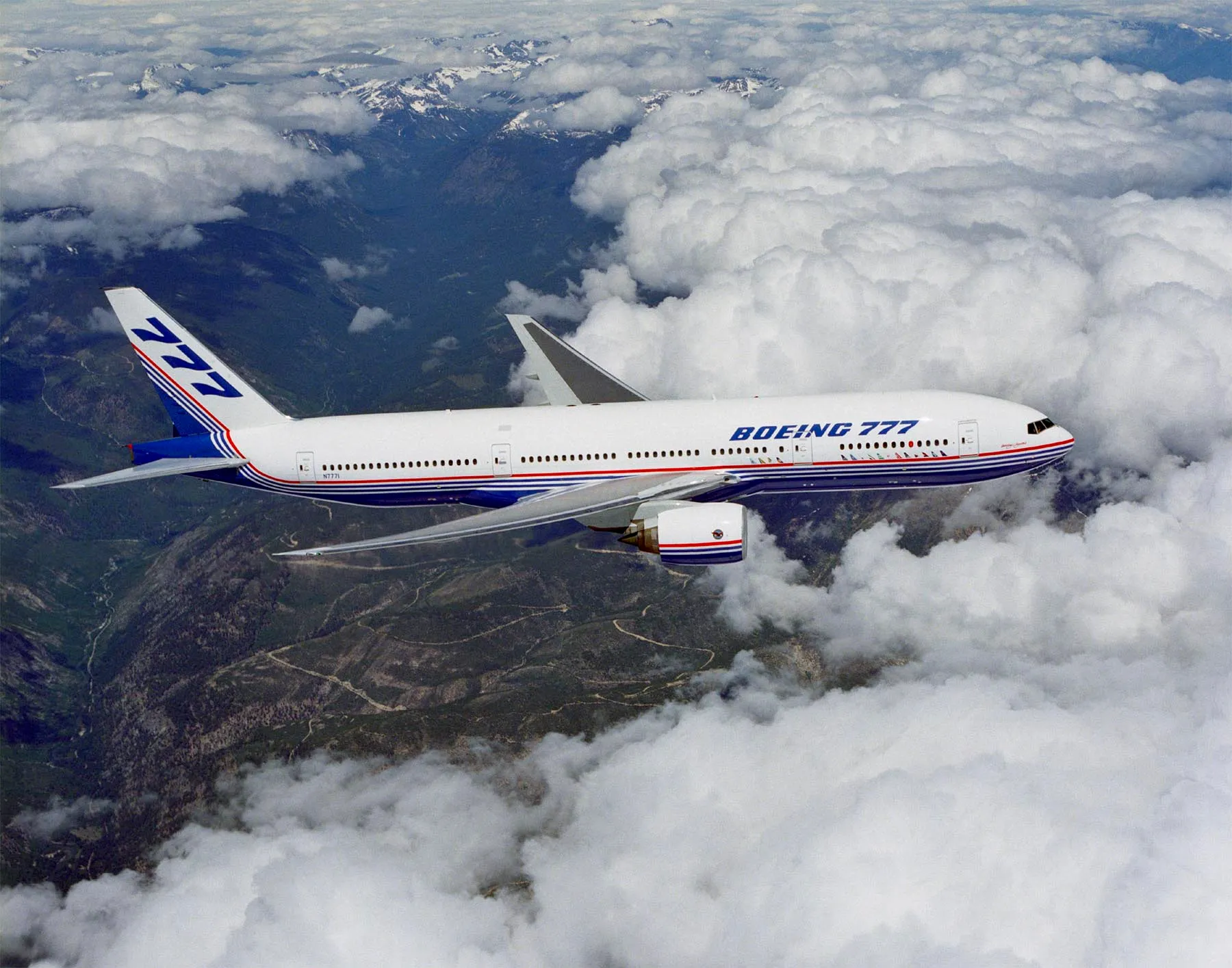 Boeing increases the fuselage length on the 777-8 passenger jet