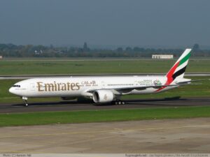 Emirates - Boeing 777_ 300