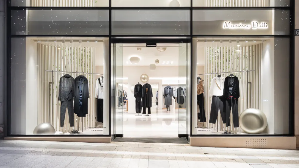 Massimo Dutti Paris' Champs-Élysées Flagship Store