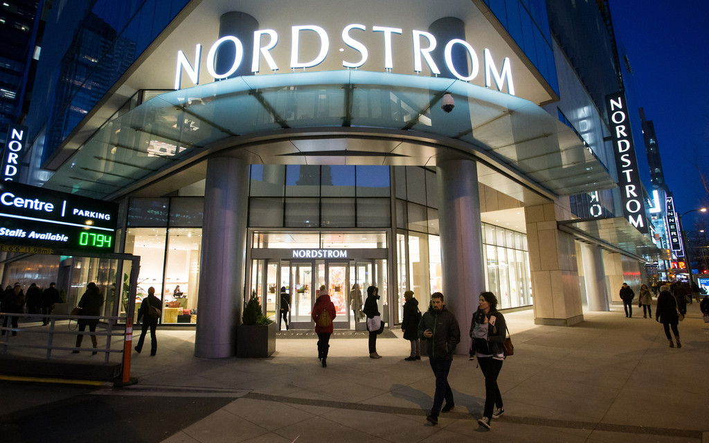 Nordstrom Stores display great atmosphere | nordstrom marketing strategies