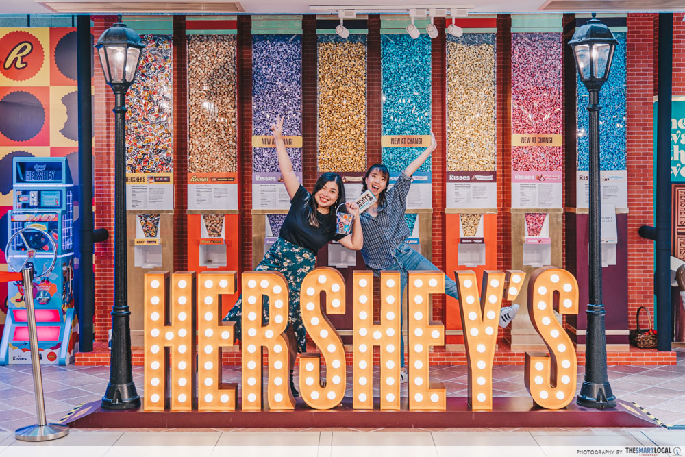 Hershey's Pop-up store at Changi Airport | hershey's marketing