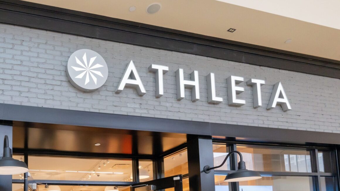 Marketing Strategies and Marketing Mix of Athleta