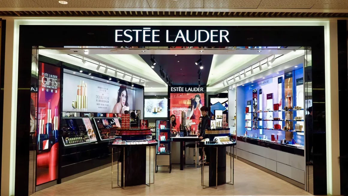 Estée Lauder : Exploring the Marketing Strategies of Beauty Empire