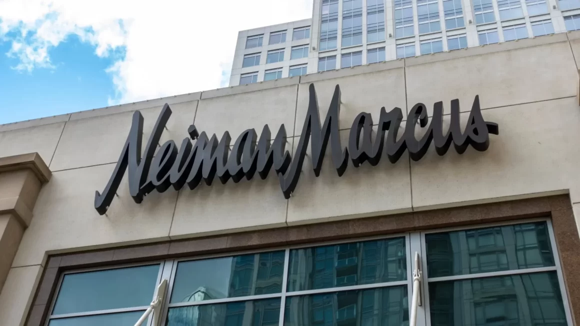 Marketing Strategy and Marketing Mix of Neiman Marcus