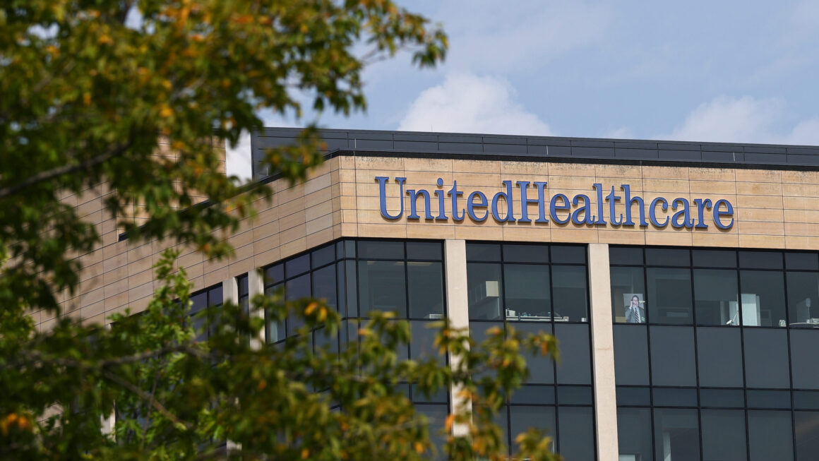 UnitedHealth Competitors: 15 Top Rivals in US Healthcare
