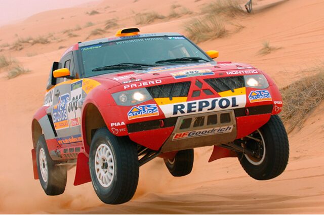 Mitsubishi's Pajero in Dakar Rally in 2015