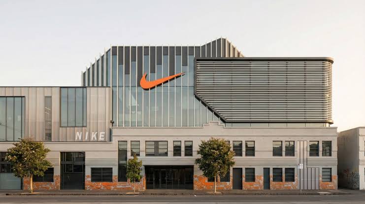 Nike’s Top 17 Competitors & Alternatives in Sportswear