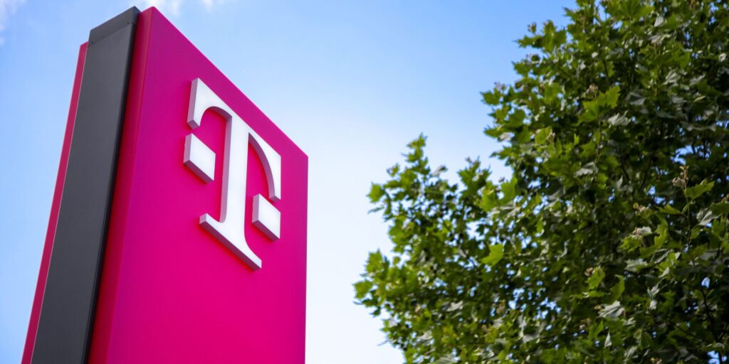 Deutsche Telekom Competitors