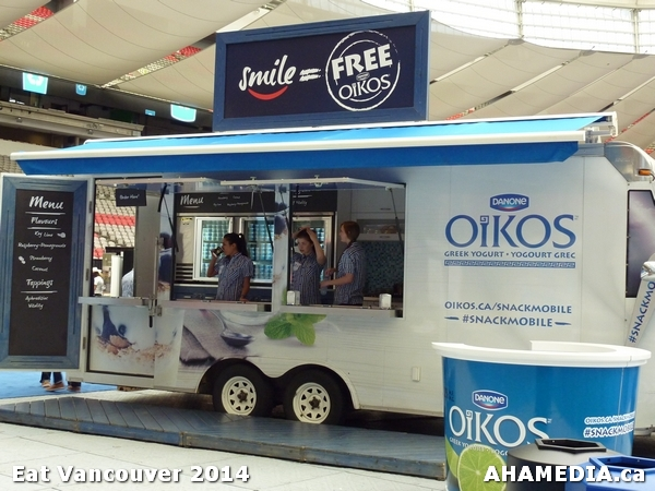 Oikos SnackMobile campaign