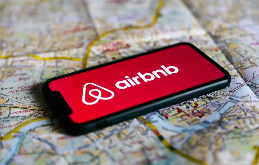 Who are Airbnb’s Top Competitors in Travel Industry?