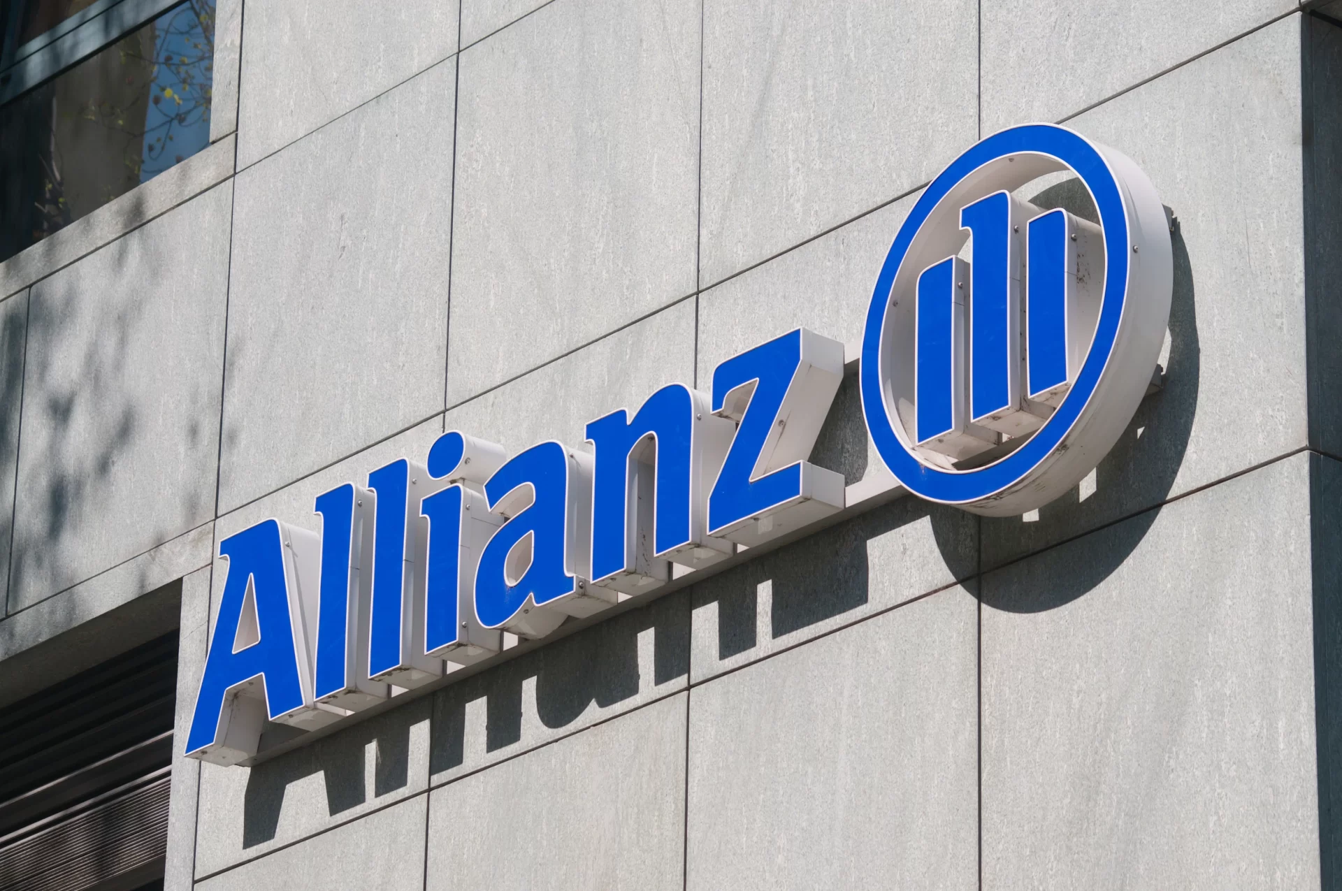 Allianz Competitors