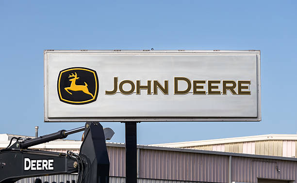 Who are John Deere’s Top Competitors in Agricultural Machinery?