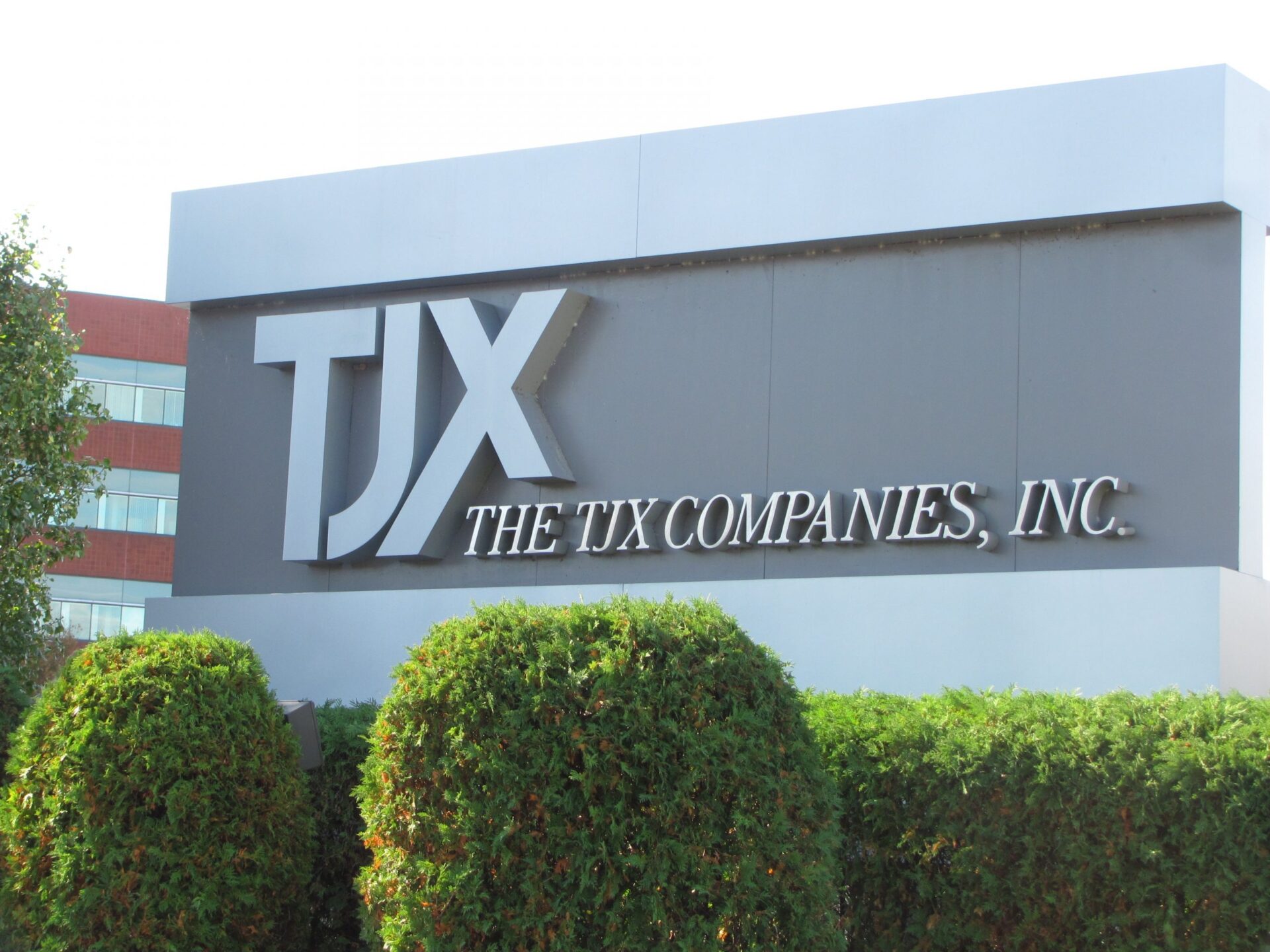 Top TJX Companies Competitors: A Comprehensive Analysis