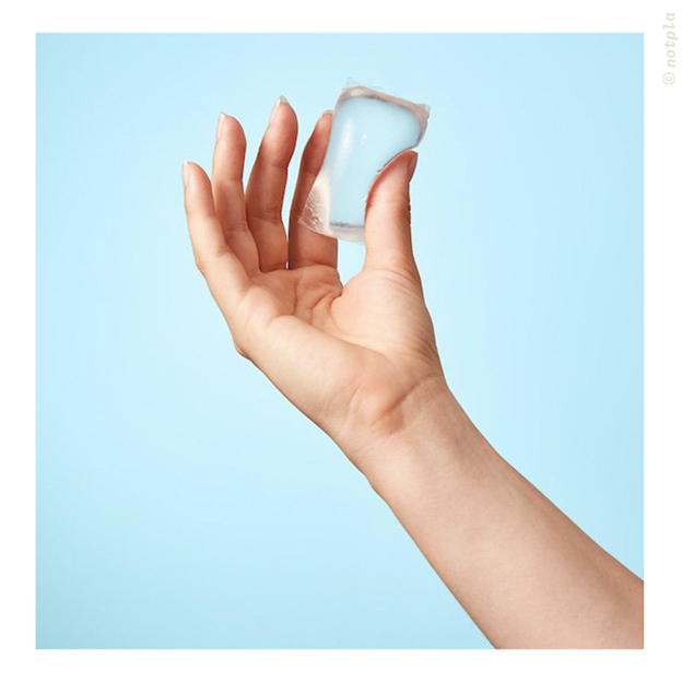 Notpla Ooho edible water bubbles and seaweed packaging