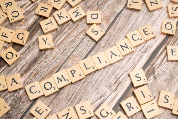 Credible Caveat Lenders