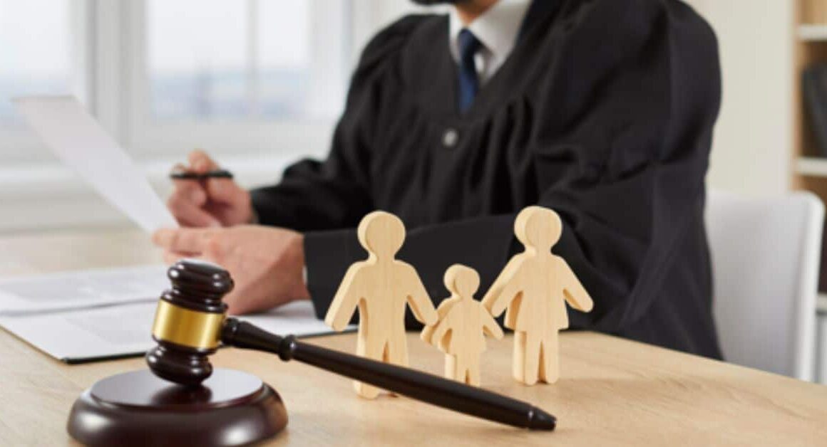 divorce lawyers