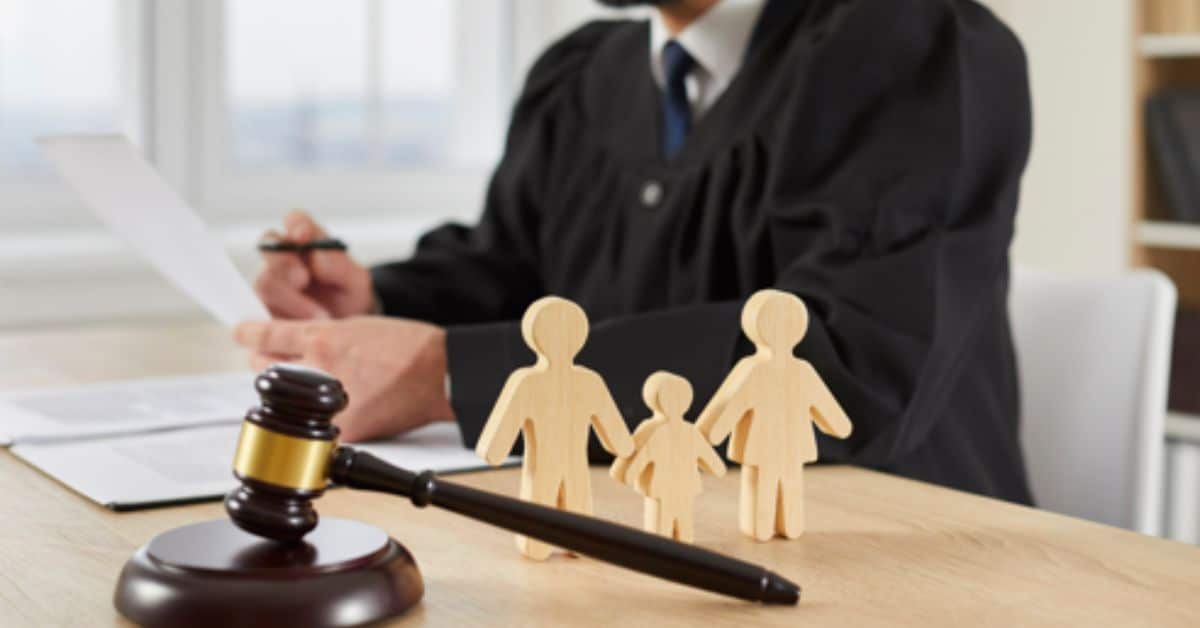 divorce lawyers